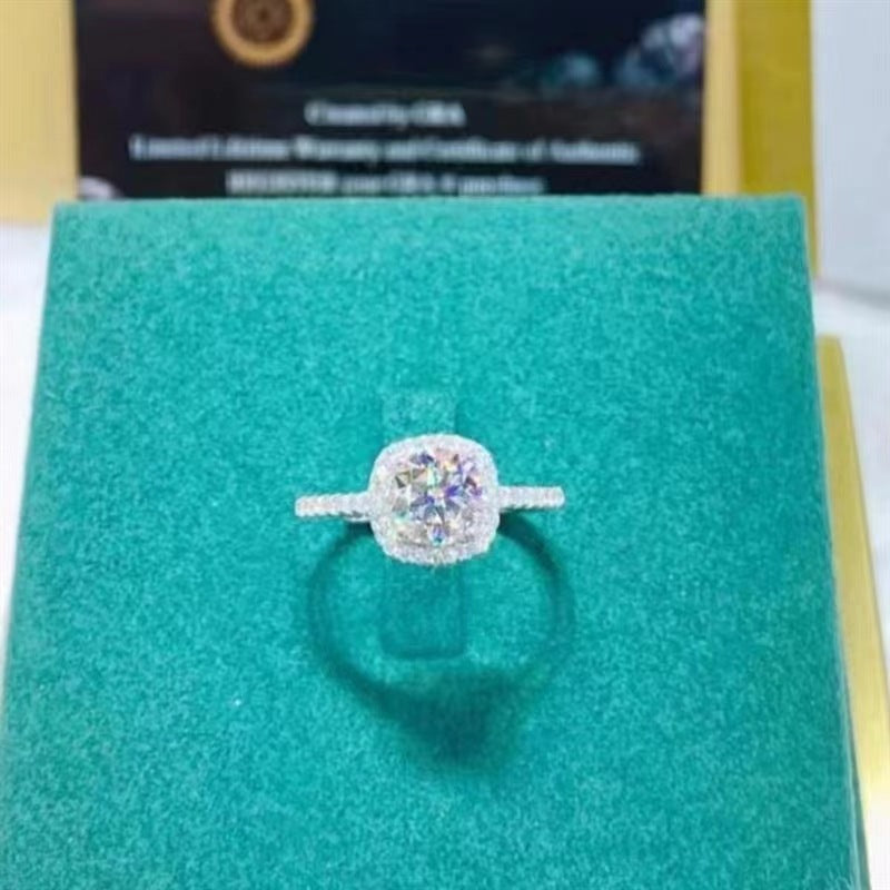 European And American Fashion Jewelry Necklaces Earrings And Rings