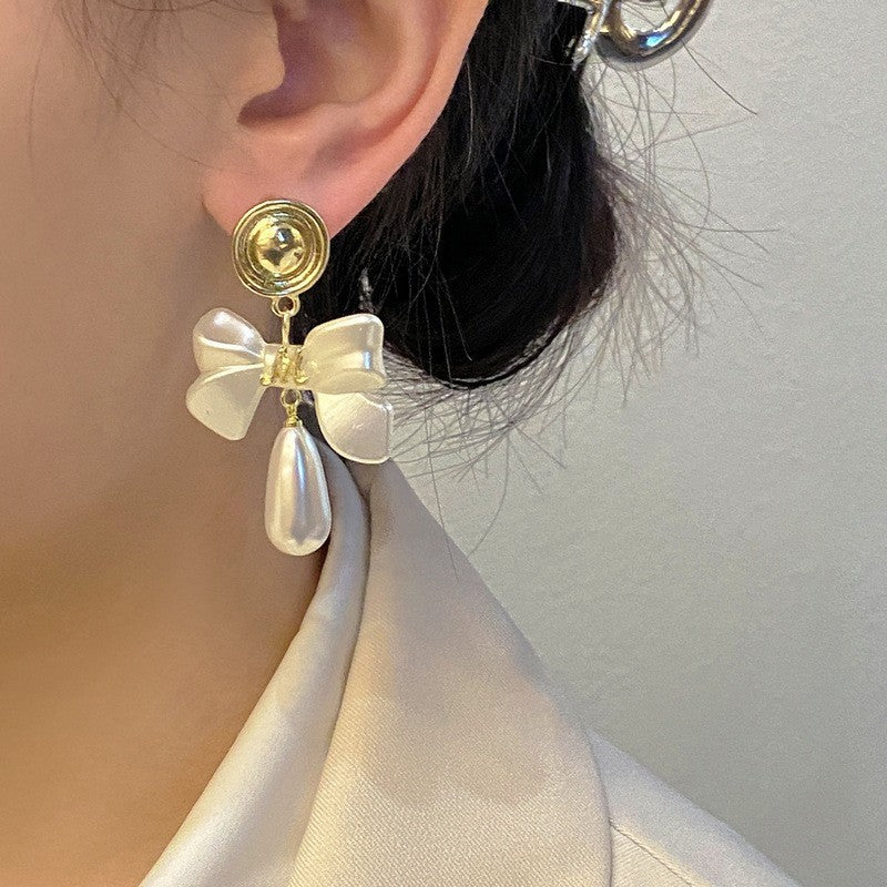 French Style Vintage Bow Water Drop Pearl Stud Earrings